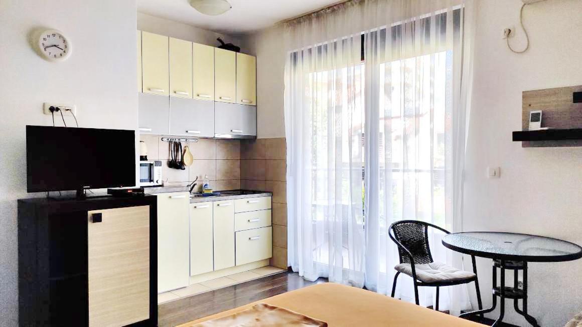 Apartment Adrialux Budva Exterior photo